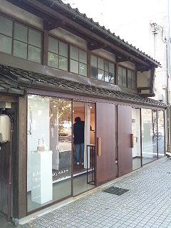 s-モノトヒト 外観.jpg