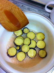 サツマイモ蜂蜜煮.jpg