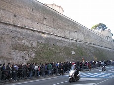 3763003_929805547_96large.jpg